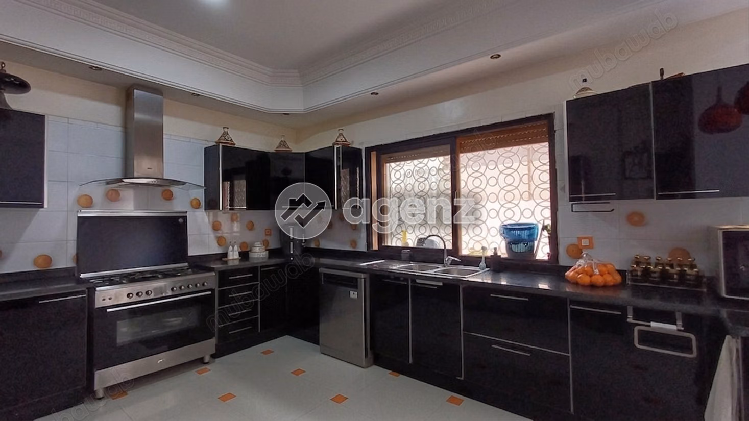 Villa for sale 438 m², 4 bedrooms Targa Marrakech