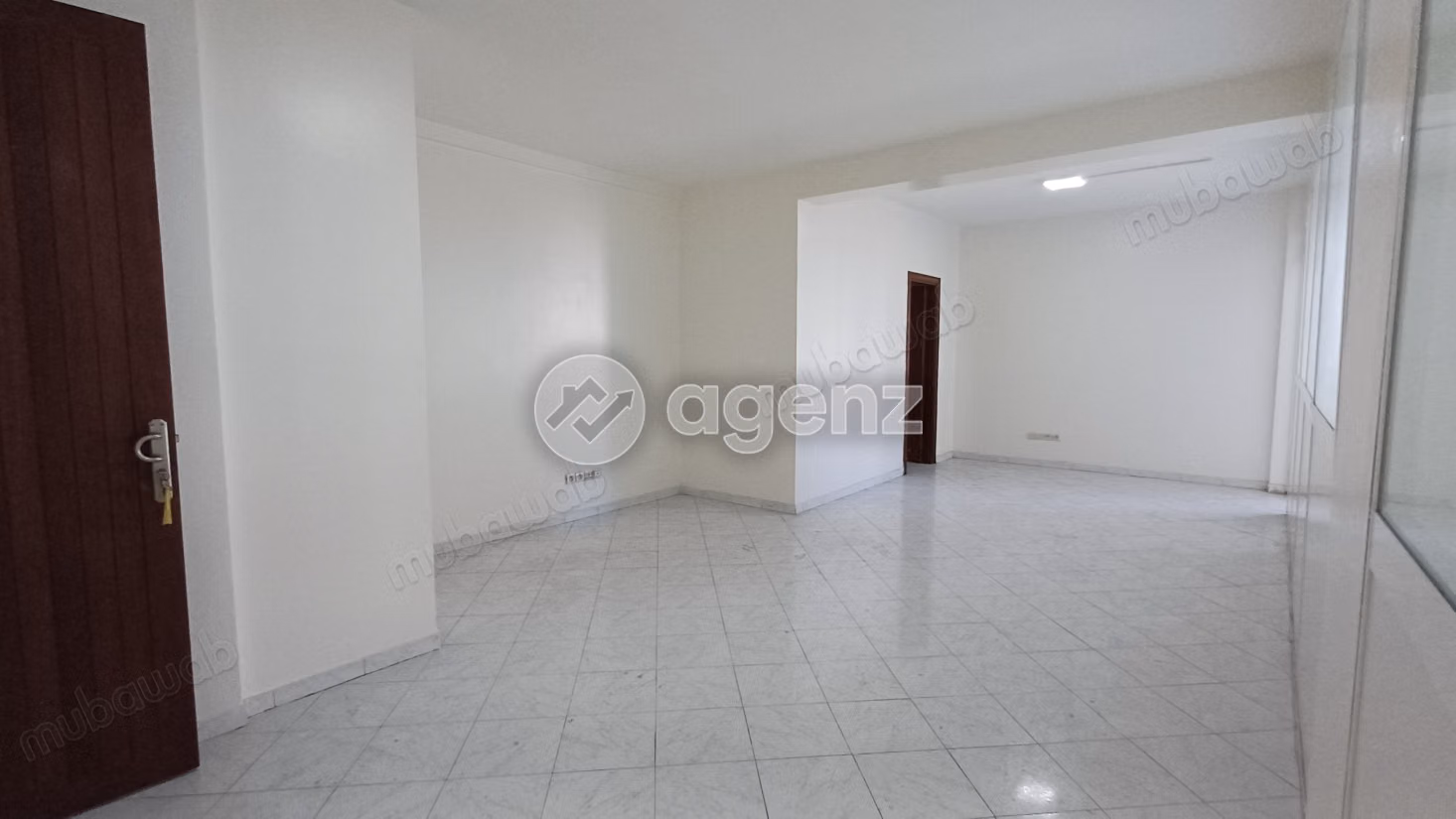 Bureau à vendre 74 m² Moulay Youssef Casablanca