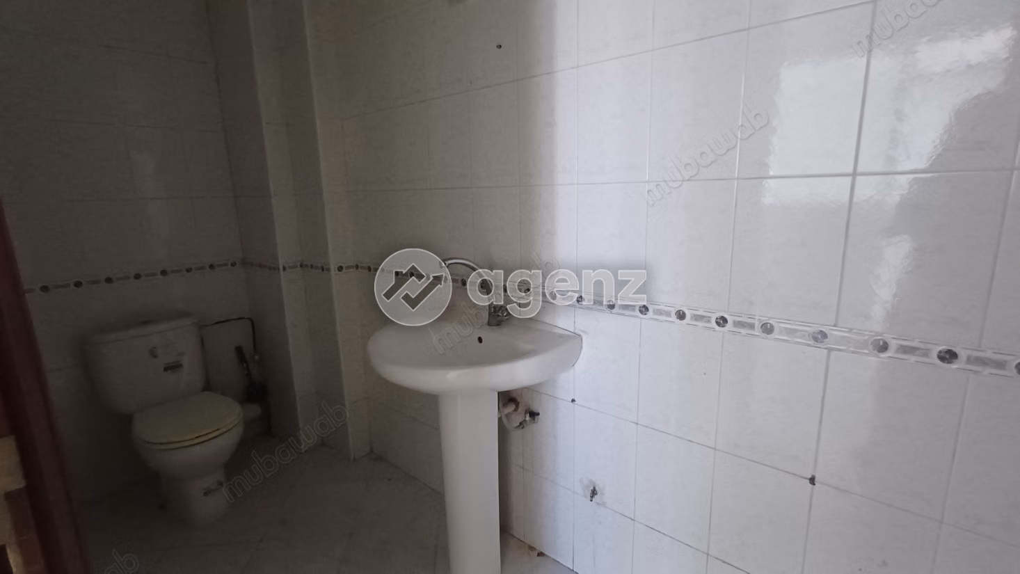 Bureau à vendre 74 m² Moulay Youssef Casablanca