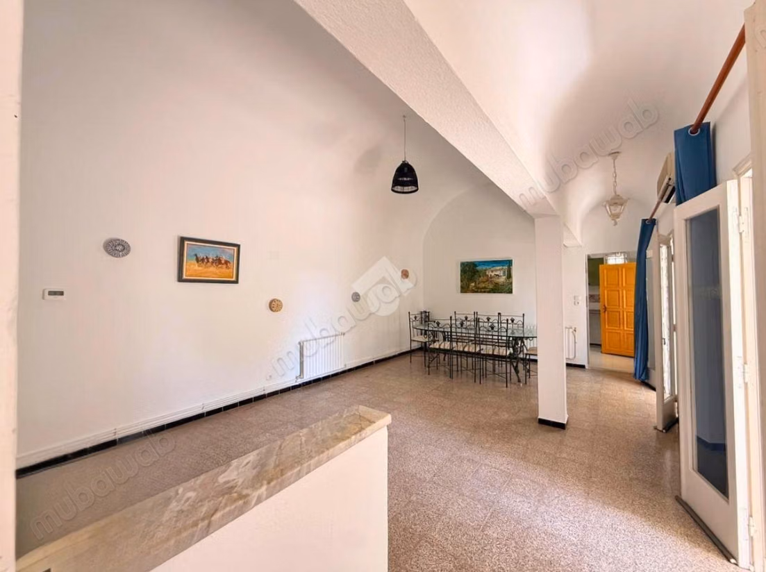Appartement S2 semi meublé avec grand jardin