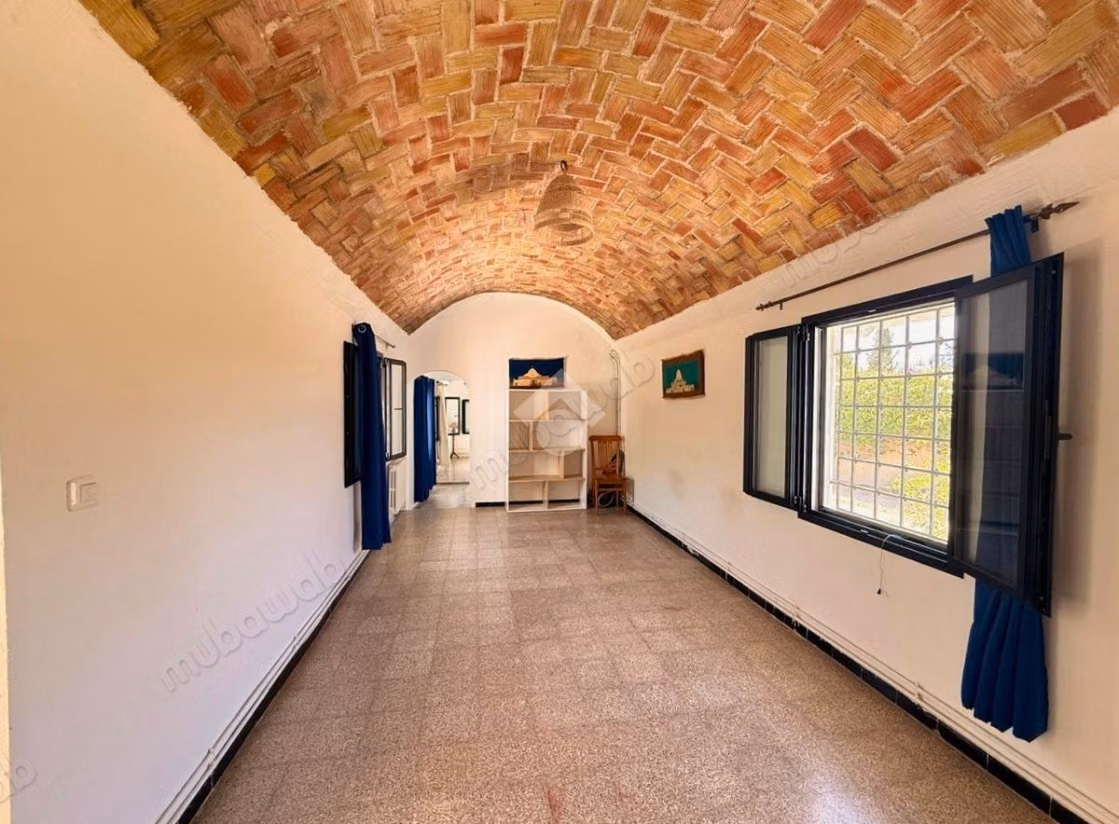 Appartement S2 semi meublé avec grand jardin