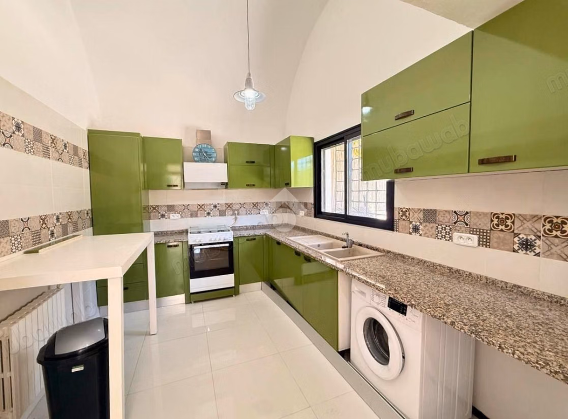 Appartement S2 semi meublé avec grand jardin