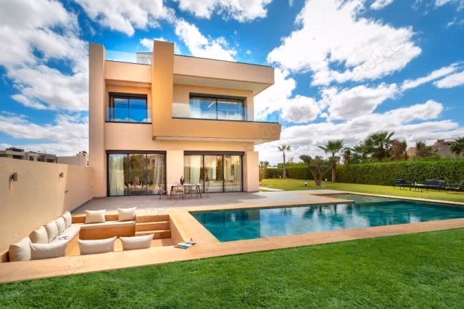 Casa di lusso 600 m2 arredata ARGAN Golf