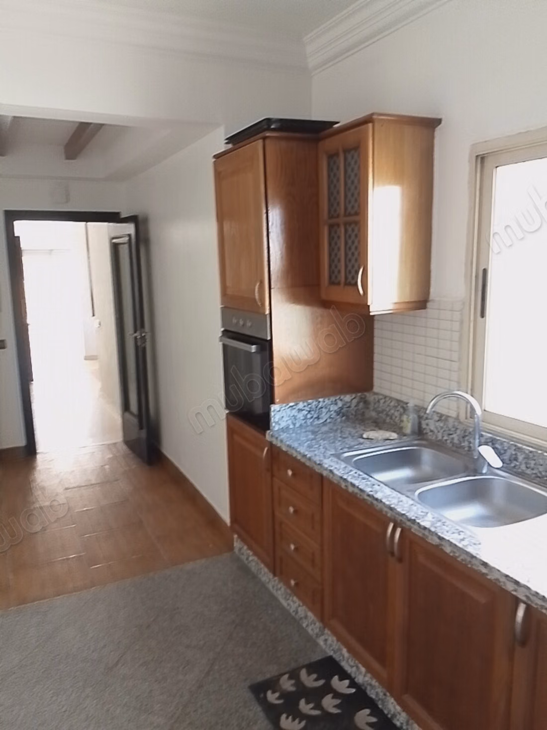 Appartamento in affitto a Gauthier. Superficie di 170 m². Vetrocamera e riscaldamento centrale