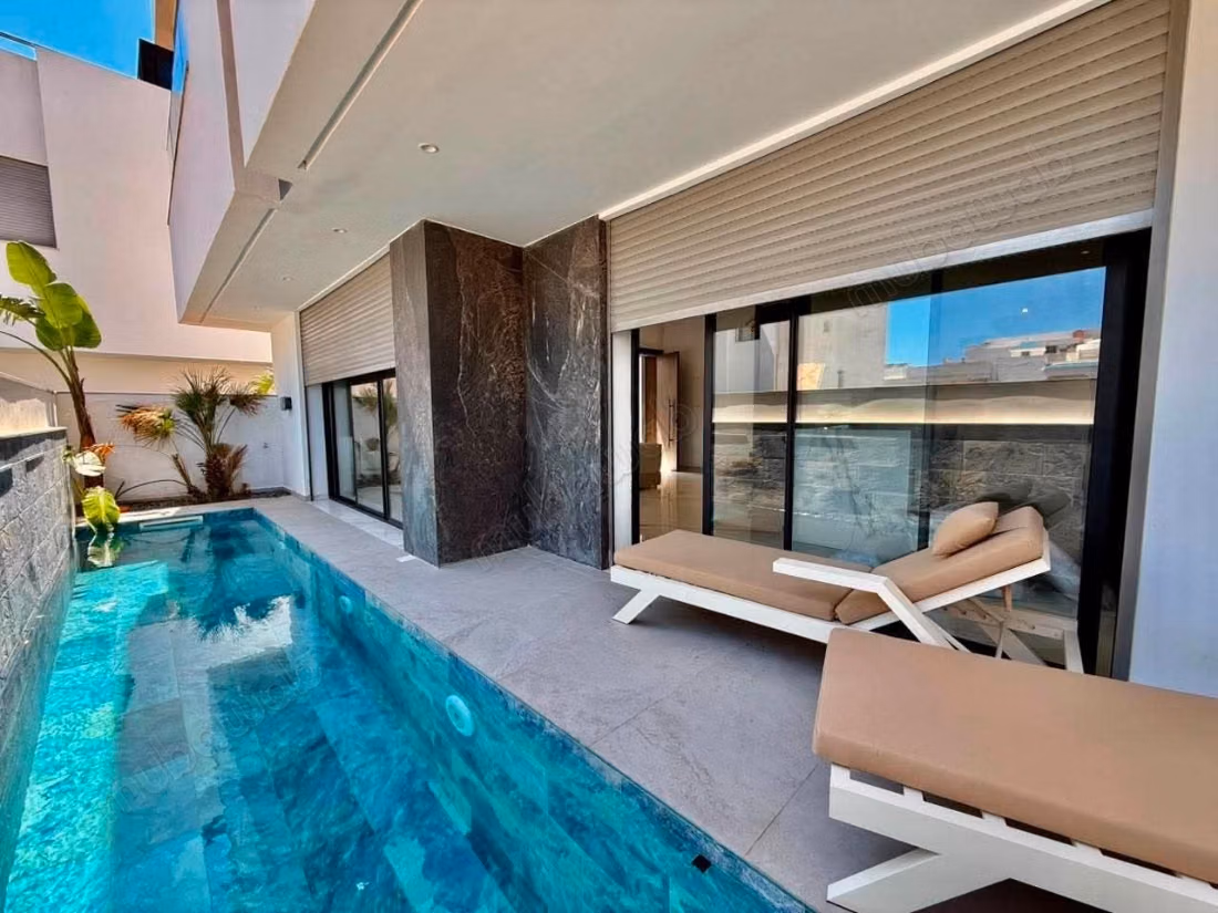 House, 1 m²