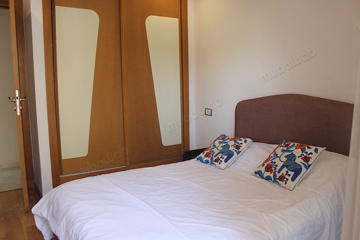 Large studio of 74m² for rent in Agdal