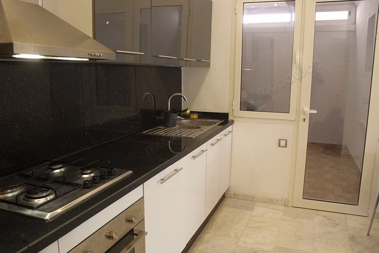 Large studio of 74m² for rent in Agdal