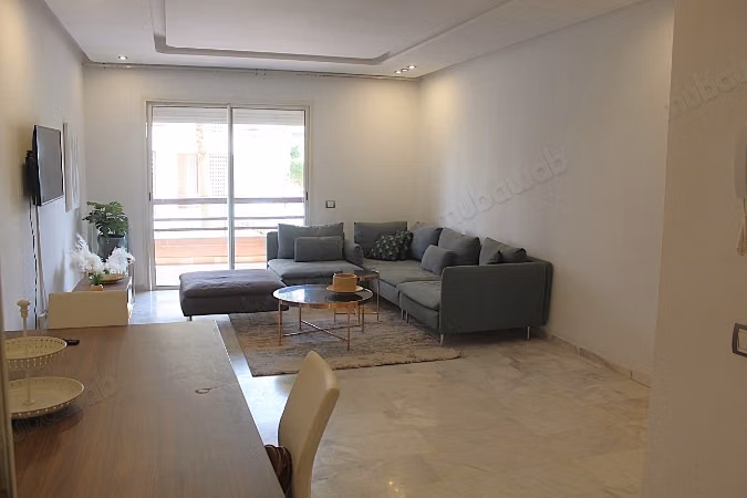 Grand studio de 74m² a Louer a L'Agdal