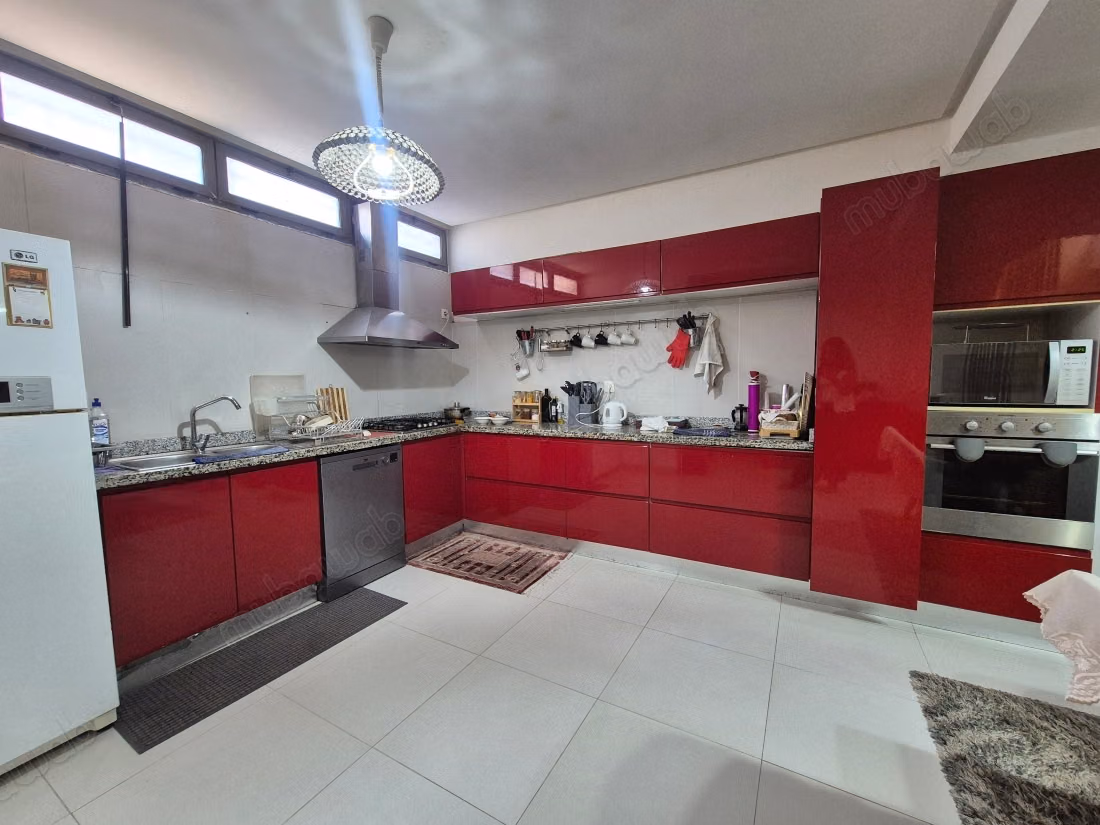 Villa Triplex Amueblada en Alquiler