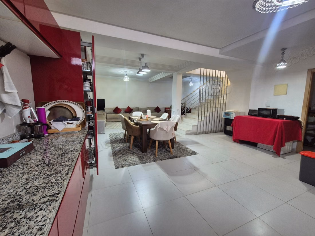 Villa Triplex Amueblada en Alquiler