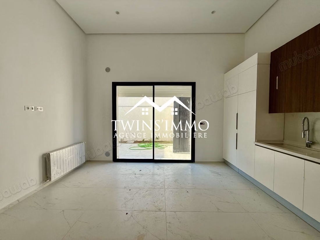 Villa jumelée S4 avec piscine à Gammarth