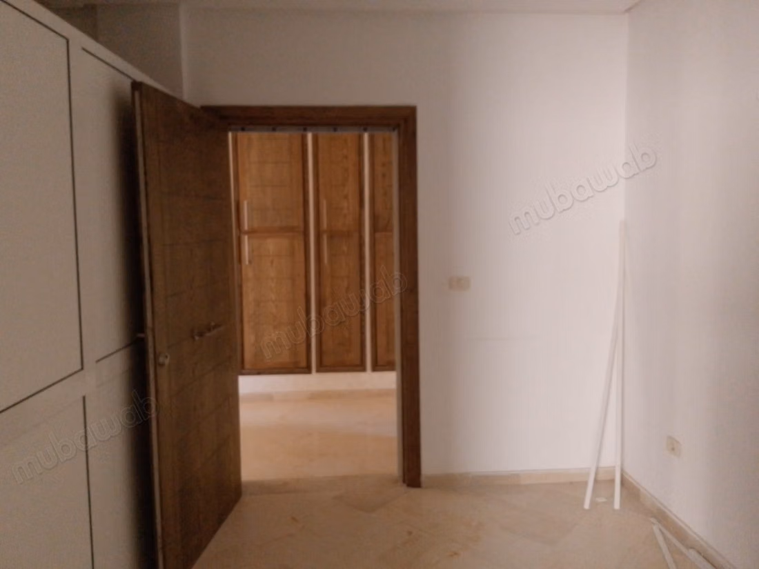 À vendre – Bureau Hall  2 au Centre ville