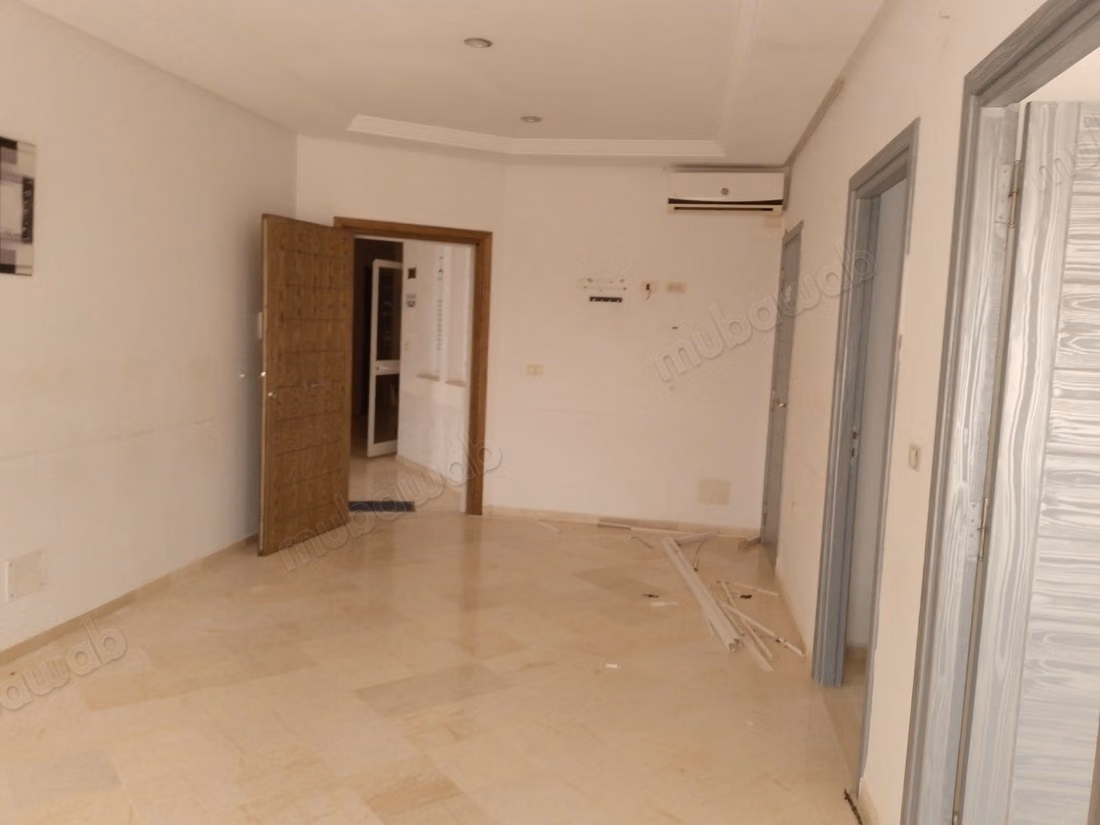 À vendre – Bureau Hall1 au Centre ville
