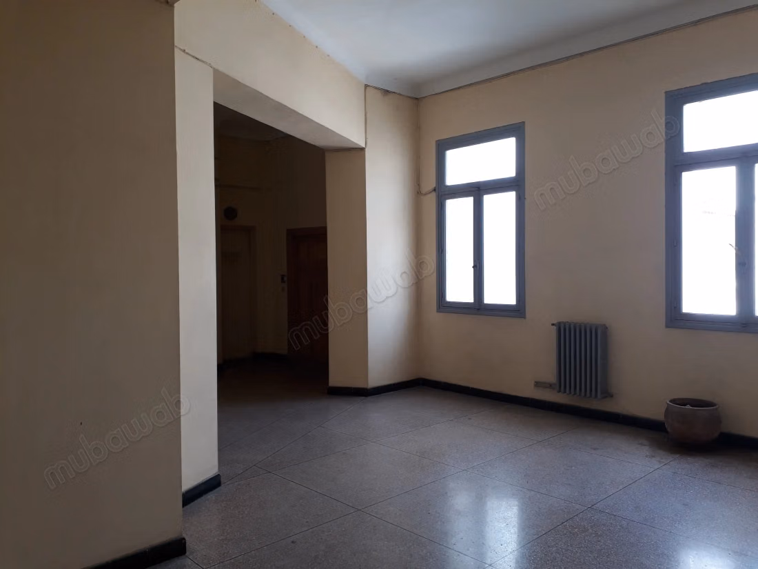 Spazio Ufficio in Affitto a Lalla Yacout 514m²