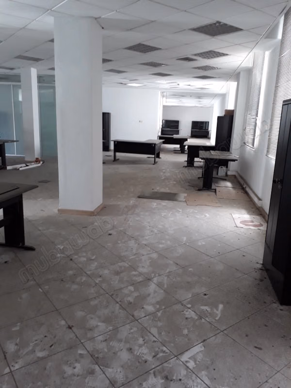 Plateau de Bureau à louer à Lalla Yacout 
514m²
