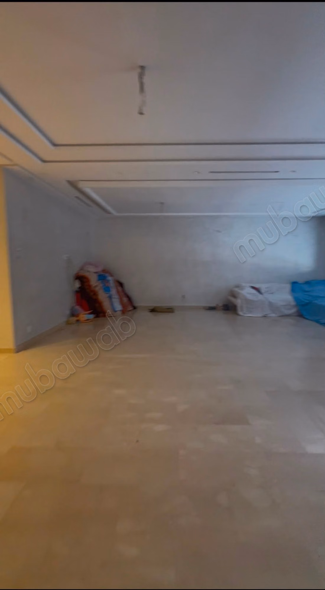 Location d'un appartement à Bel Air 
Val fleuri. 3 grandes pièces. Porte blindée et parabole