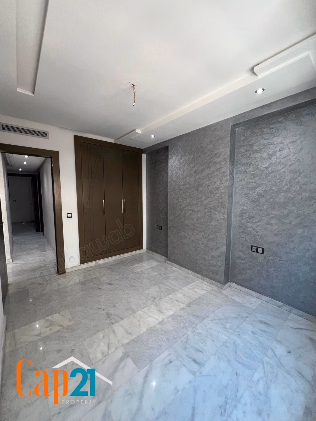 Appartement vide 3 chambres à louer centre