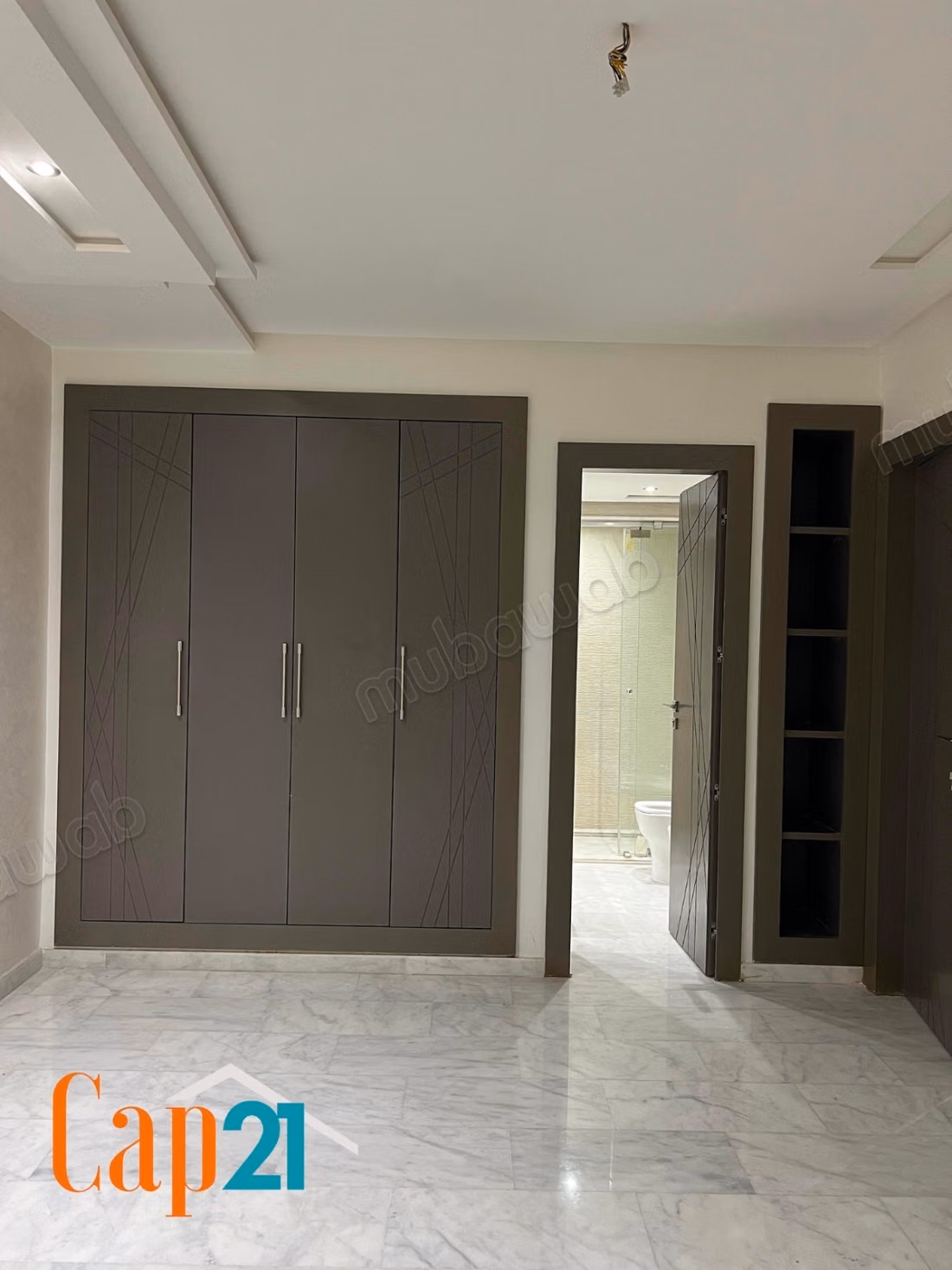 Appartement vide 3 chambres à louer centre