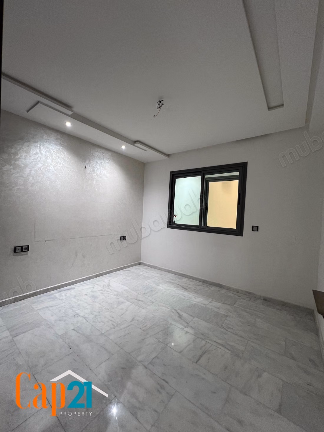 Appartement vide 3 chambres à louer centre