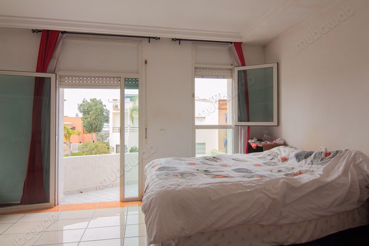 Gezinsvilla van 560 m2 woonruimte