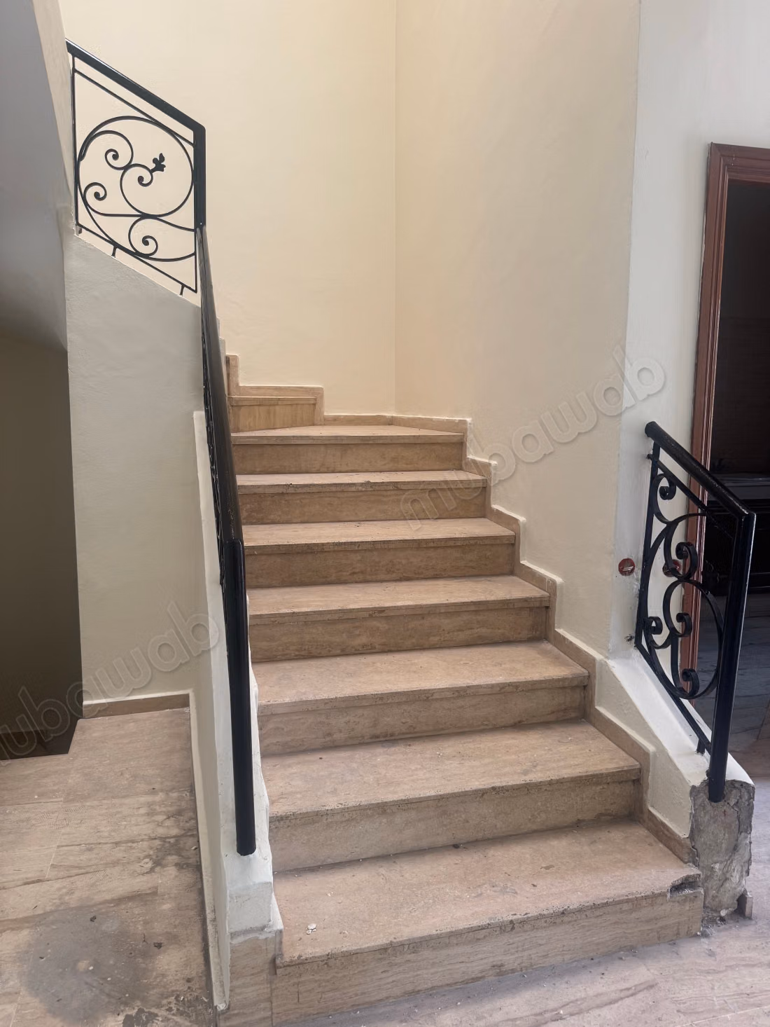 Magnifique villa à vendre à Sidi Maarouf. 4 chambres agréables. Jardin et terrasse