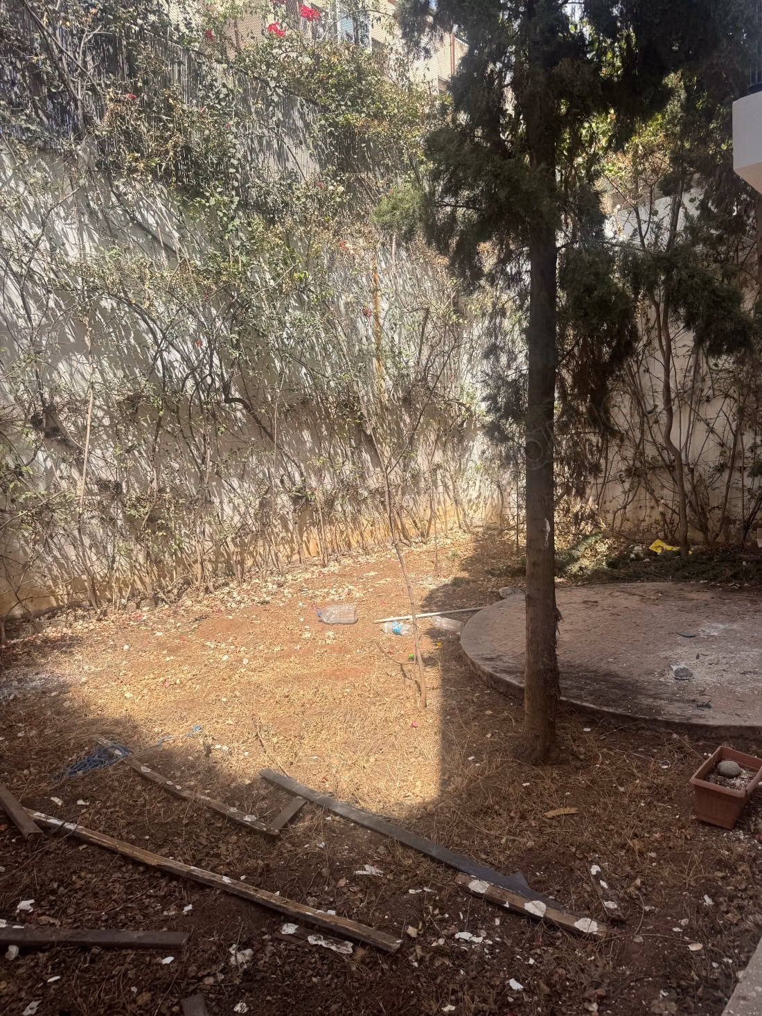 Magnifique villa à vendre à Sidi Maarouf. 4 chambres agréables. Jardin et terrasse
