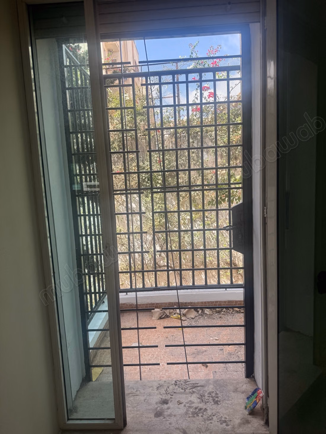 Magnifique villa à vendre à Sidi Maarouf. 4 chambres agréables. Jardin et terrasse