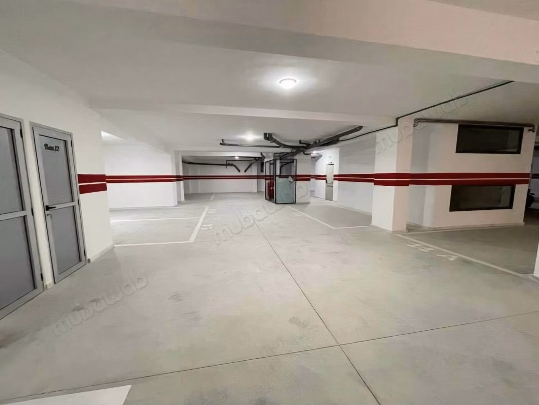 Résidence sécurisée ascenseur parking sous sol