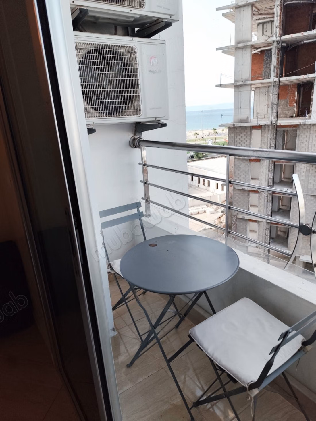 Appartamento con vista mare a Malabata in affitto a lungo termine
