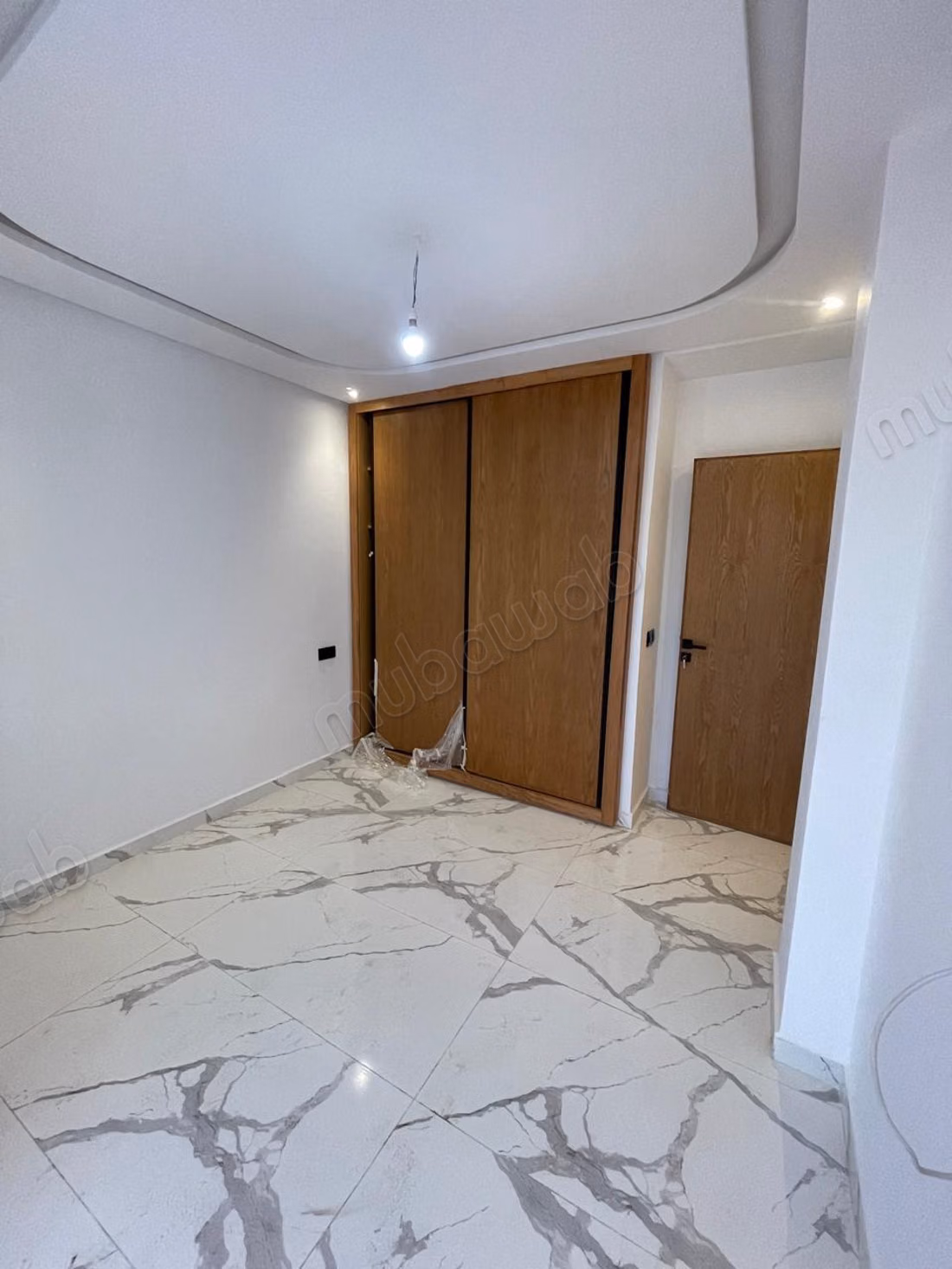 Te huur, mooi nieuw appartement in Sala Al Jadida