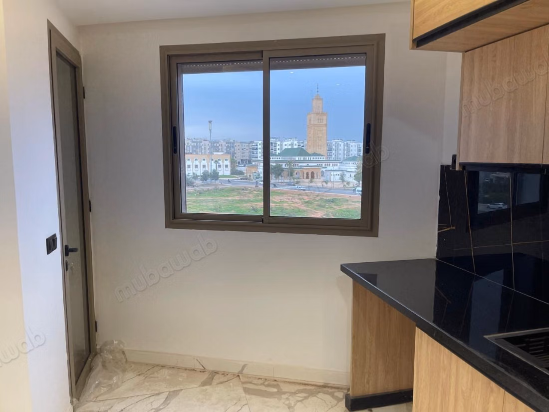 Te huur, mooi nieuw appartement in Sala Al Jadida