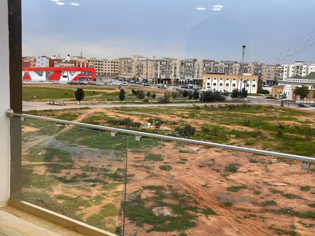 Te huur, mooi nieuw appartement in Sala Al Jadida