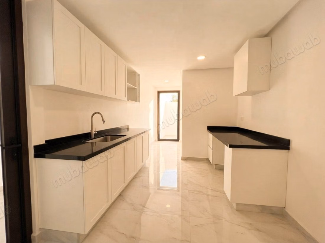Appartement 95 m² 3CH proche CFC
