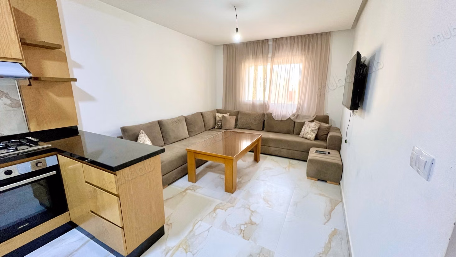Apartamentos en alquiler en Mrtile. Área total 60 m². Salón contemporáneo