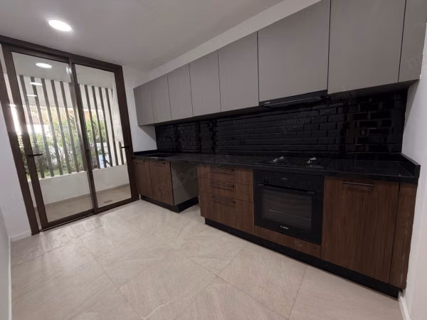 Zeer mooi appartement te huur in Souissi