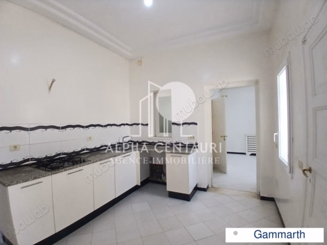 A louer une villa en S3 avec piscine à Gammarth