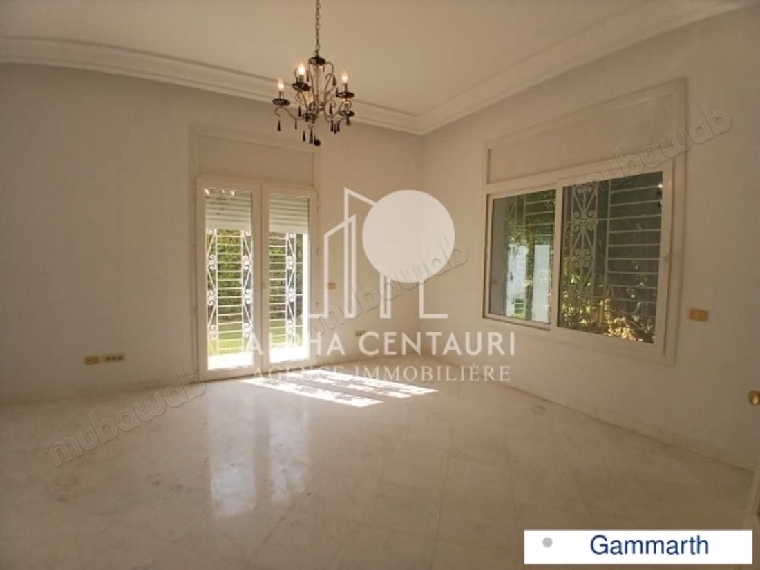 A louer une villa en S3 avec piscine à Gammarth