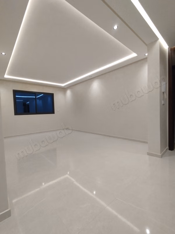 Beautiful apartment for sale in Martil. Total area 62 m². Strong door, traditional Moroccan lounge.