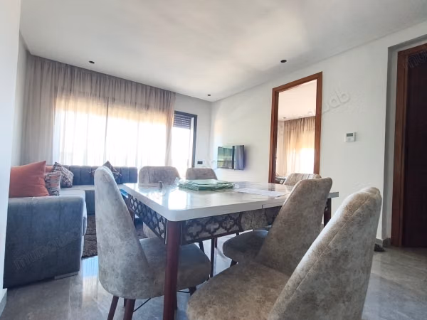 Modern studio for rent with gym and pool at CFC
