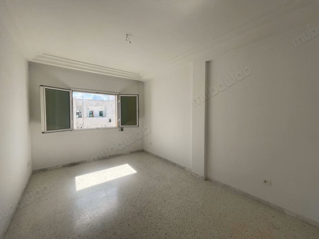 A louer un Appartement en S2 à l'Aouina Palmerais