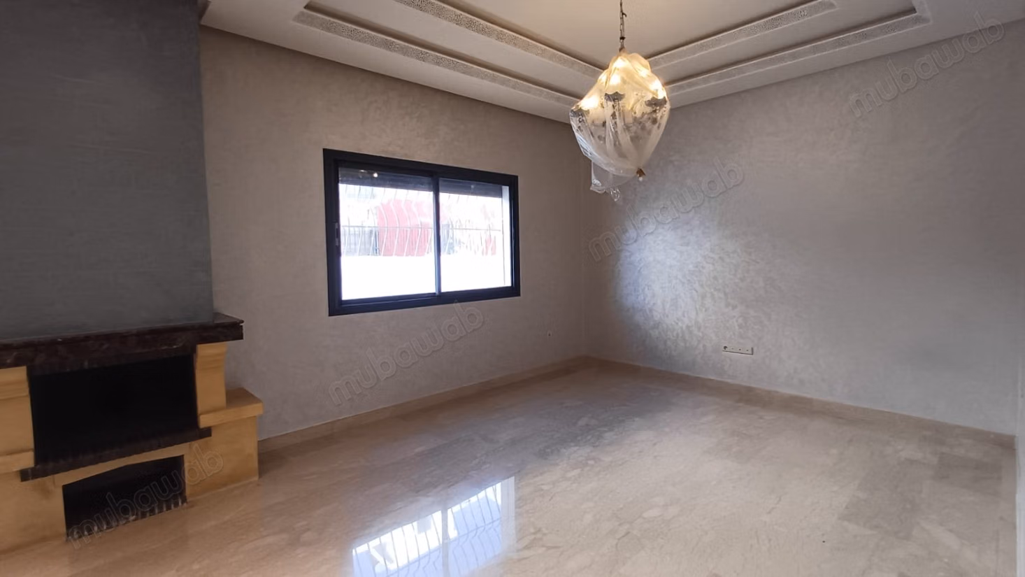 Vendita di una villa di lusso a Hay Zobir. 4 camere confortevoli. Doppio vetro e porta blindata.