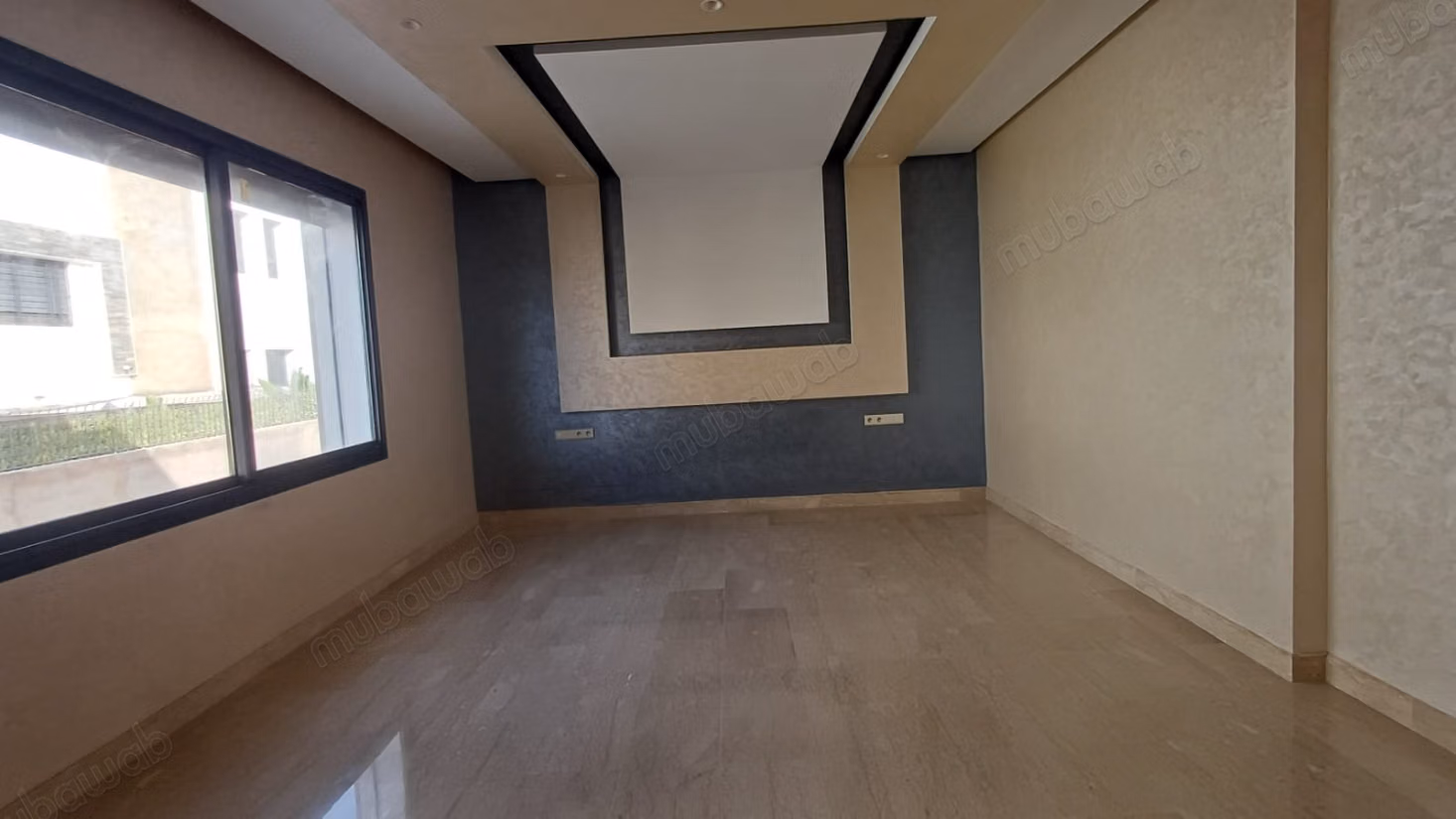 Vendita di una villa di lusso a Hay Zobir. 4 camere confortevoli. Doppio vetro e porta blindata.