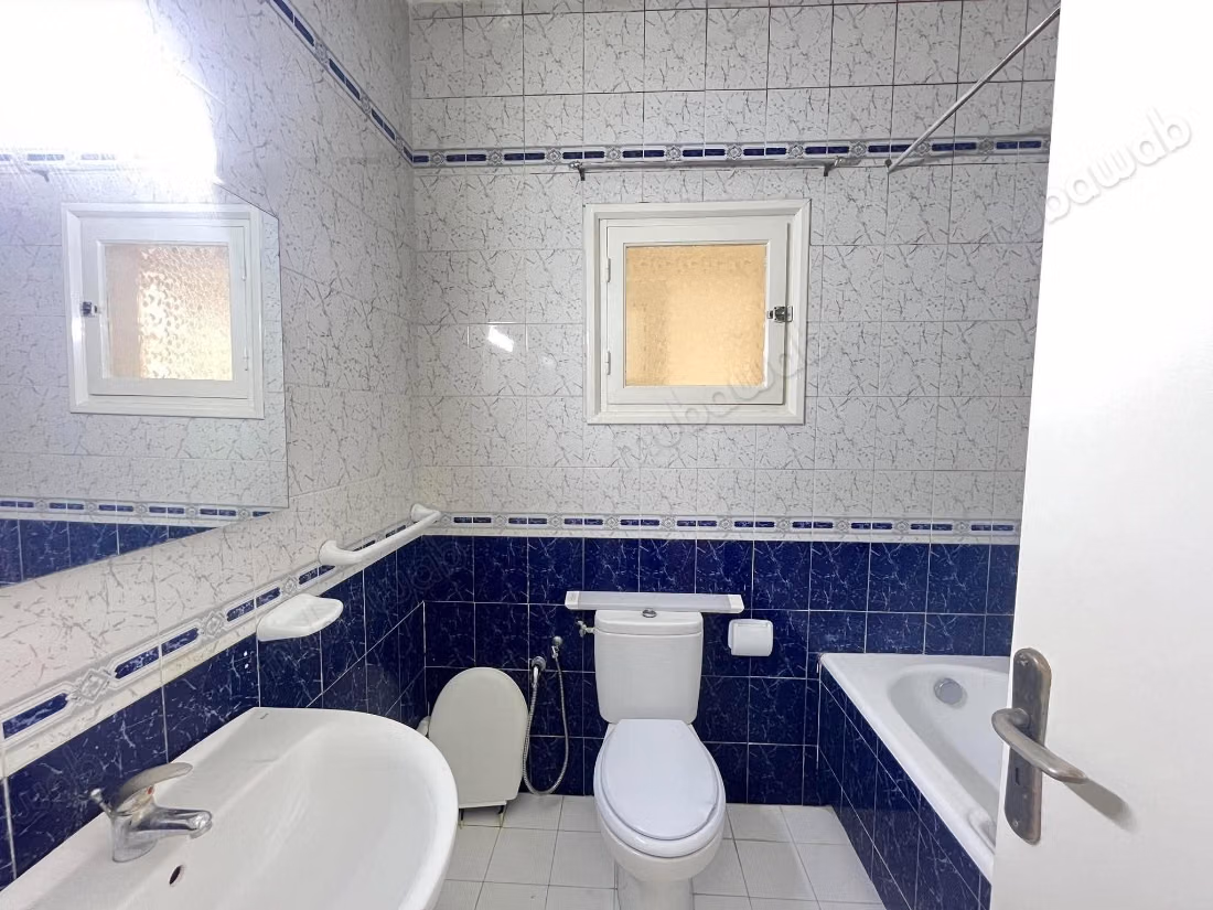 S2 for rent in Aouina
