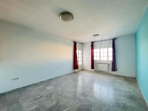 S2 for rent in Aouina