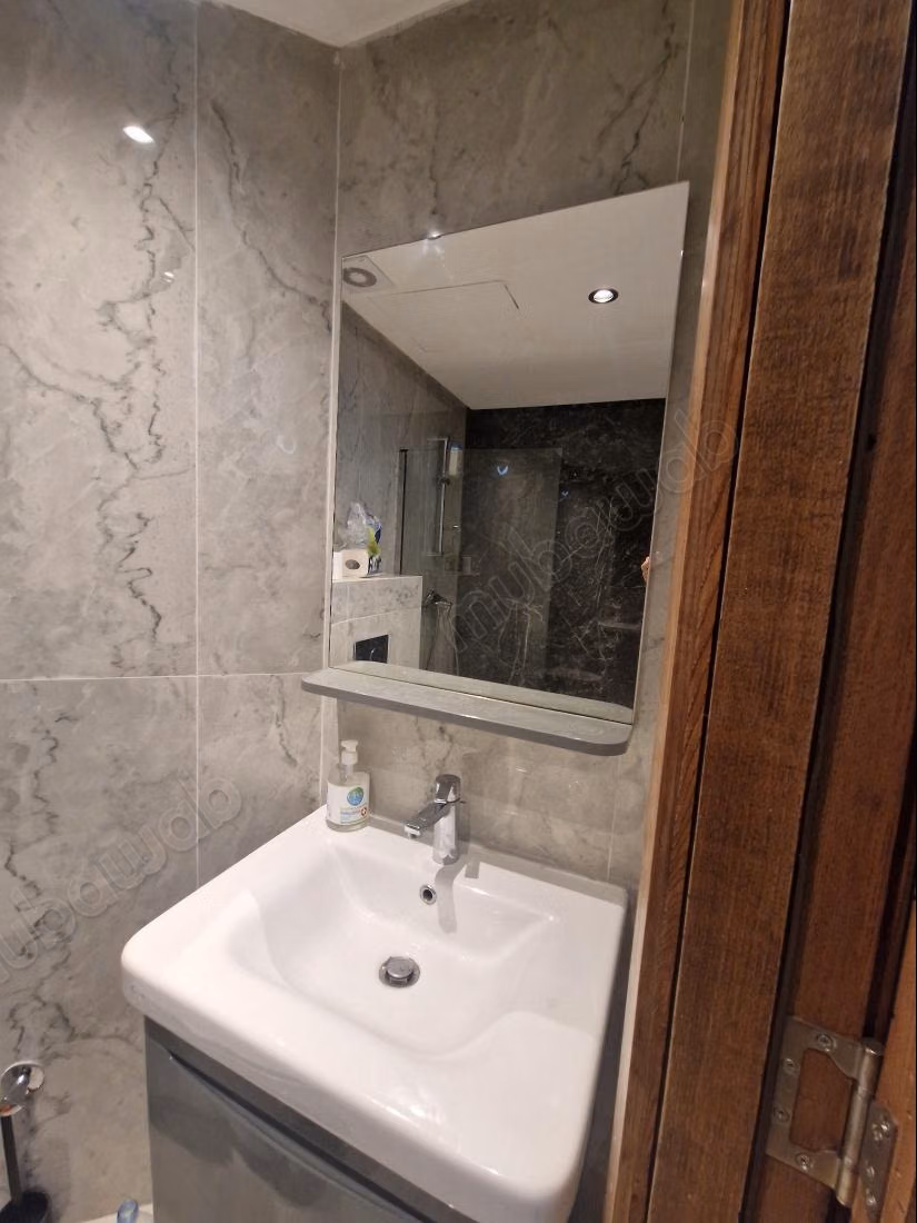 Rent this apartment in Quartier du Parc. Area 55 m². Well-furnished
