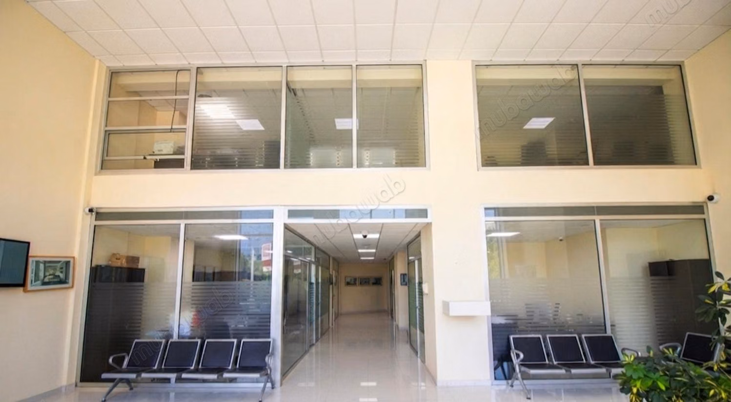 Local Bureaux A Louer Nejma 
Tanger