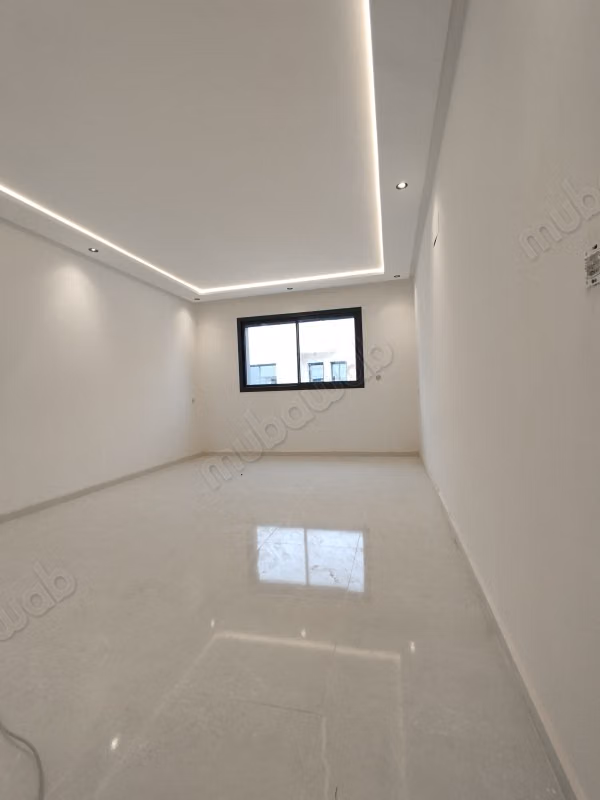 Beautiful apartment for sale in Martil. Area 60 m². Satellite dish and security.