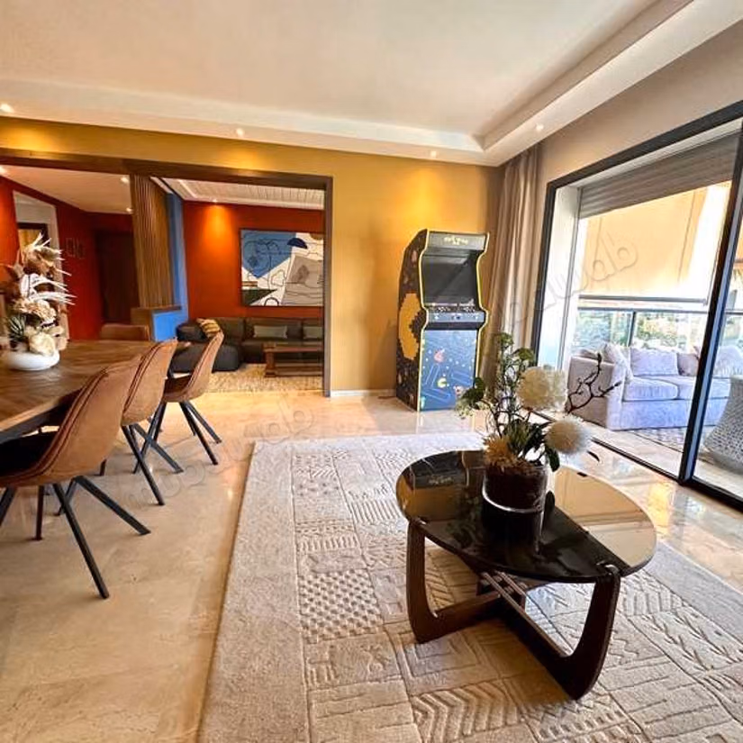 Appartamento in Affitto di 167.0 m² a Dar Bouazza, Tamaris1
