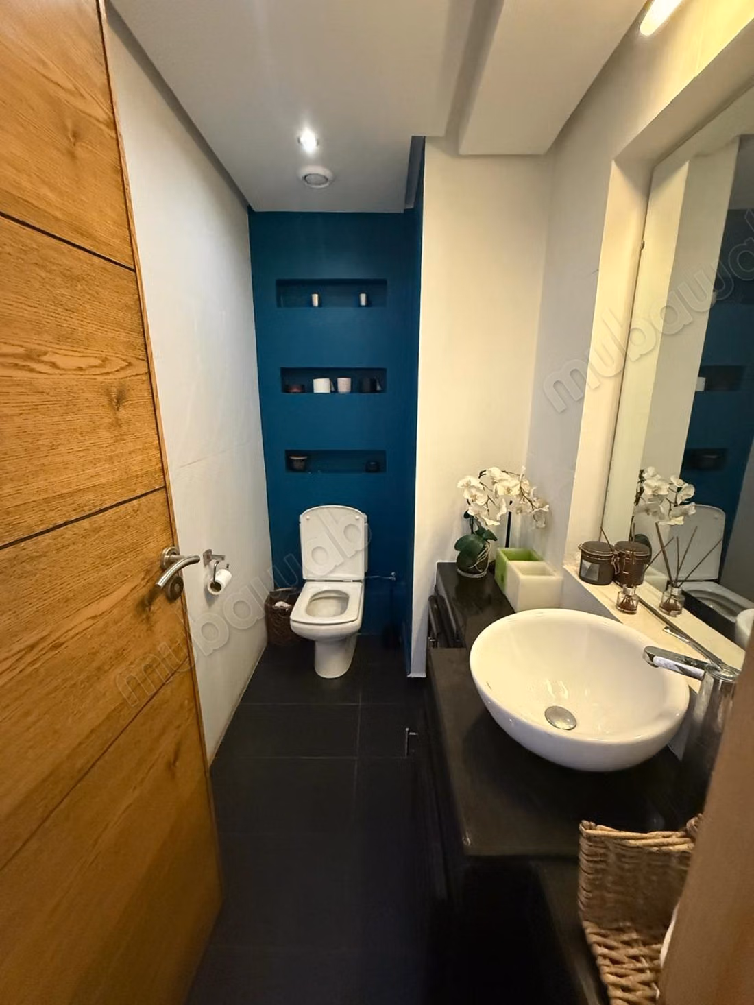 Appartement meublé à louer vue dégagée 160m2 à AIN DIAB