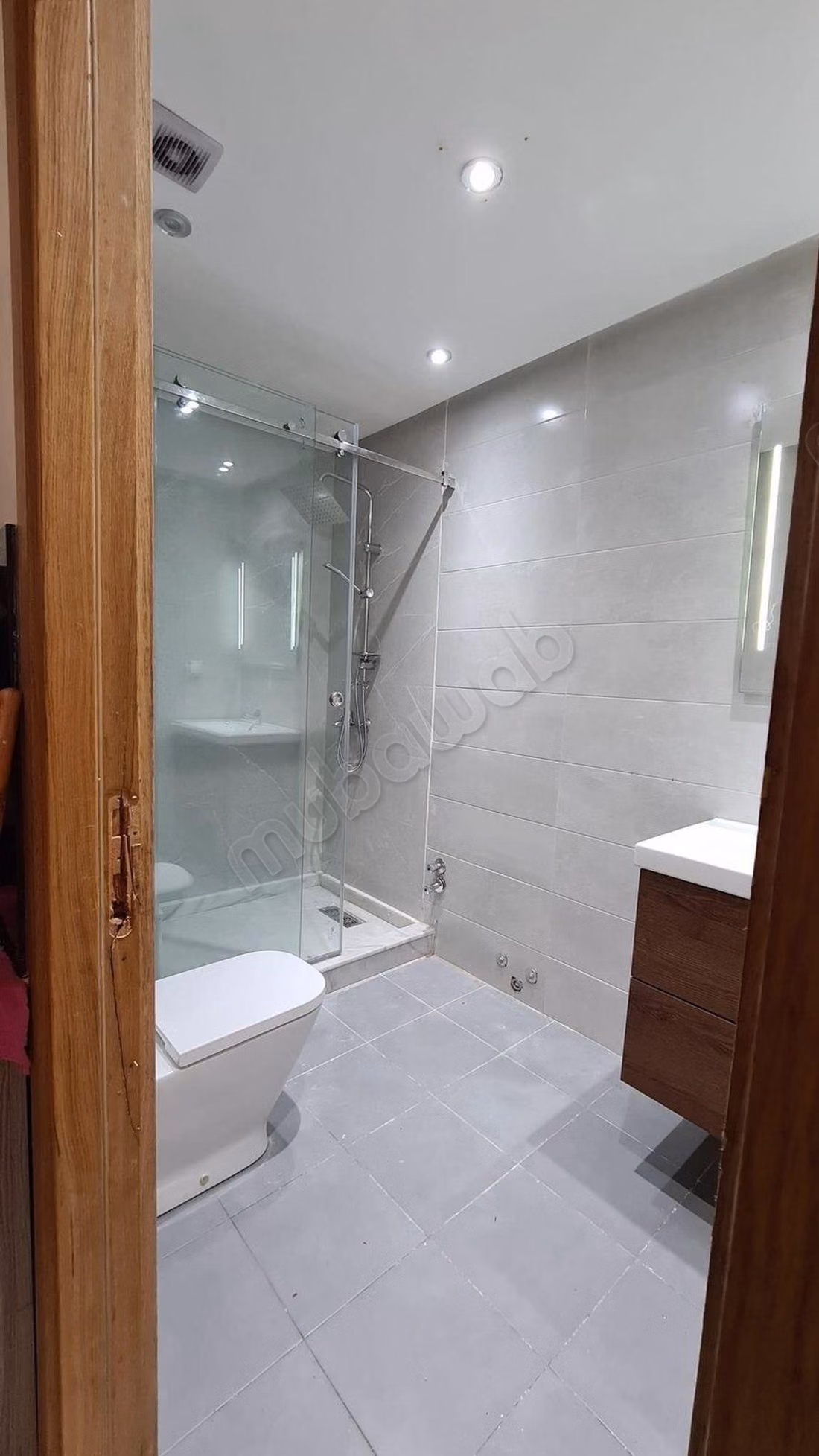 Appartement à louer en Centre Ville. 
Surface totale 60 m². 
Bien meublé